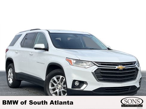 Used 2018 Chevrolet Traverse LT image 1