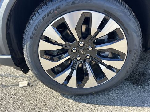 New 2026 Ford Explorer Platinum w/ LUX Leather Package image 12