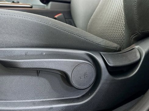 Certified 2025 Kia Sportage LX image 18