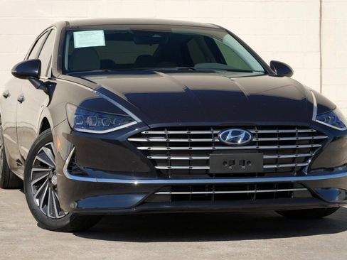 Used 2023 Hyundai Sonata SEL w/ Cargo Package FWD image 2