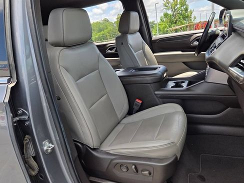 Used 2022 GMC Yukon XL SLT RWD image 18