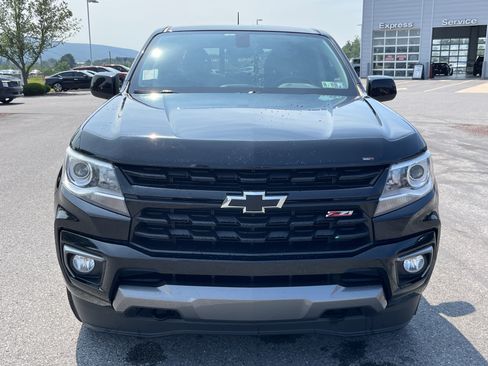 Used 2022 Chevrolet Colorado Z71 w/ Z71 Midnight Edition AWD/4WD image 11
