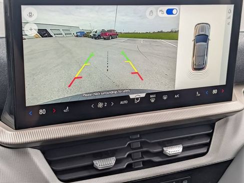 New 2026 Ford Explorer Active AWD/4WD image 13