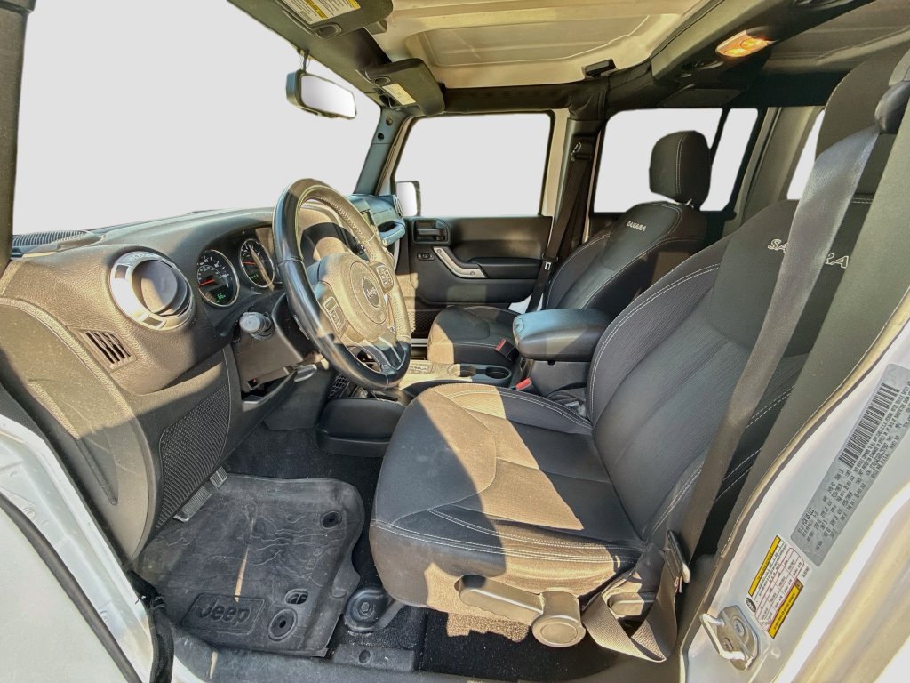 Used 2016 Jeep Wrangler Unlimited Sahara w/ Trailer Tow Group AWD/4WD image 19