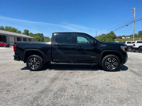 Used 2019 GMC Sierra 1500 AT4 w/ AT4 Premium Package AWD/4WD image 9