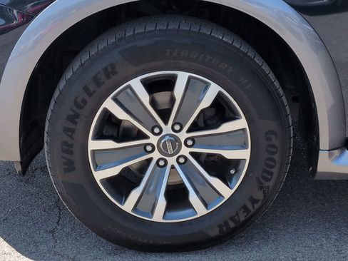 Used 2018 Nissan Armada SL AWD/4WD image 14