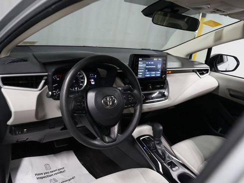 Certified 2022 Toyota Corolla LE image 11