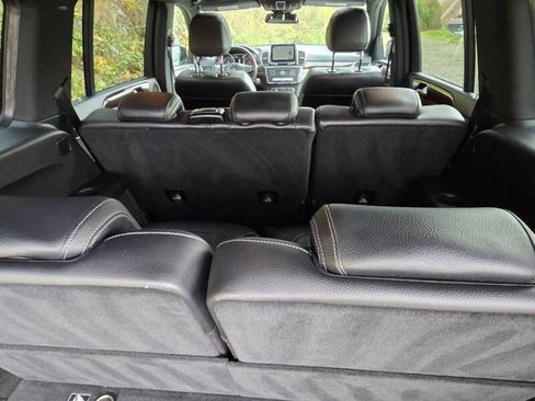 Used 2017 Mercedes-Benz GLS 450 4MATIC image 18