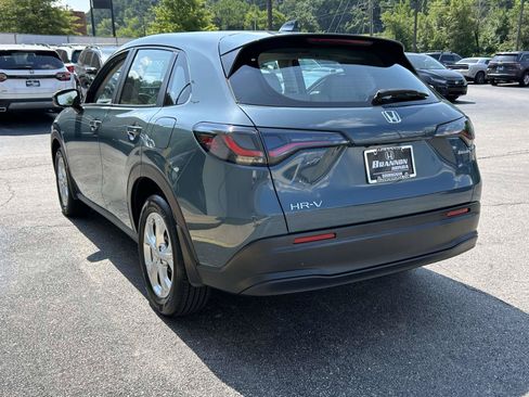 Certified 2025 Honda HR-V LX image 3