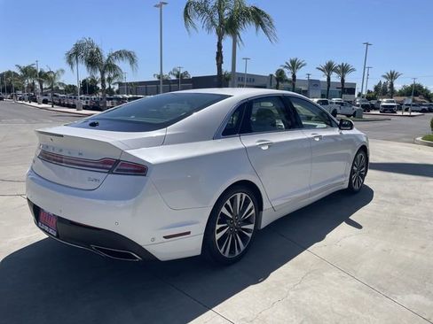 Used 2019 Lincoln MKZ Reserve FWD image 8