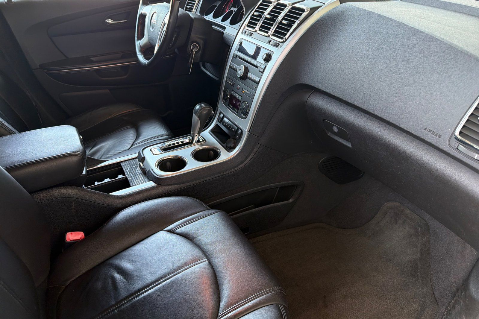 Used 2009 GMC Acadia SLT w/ Visibility Package FWD image 15