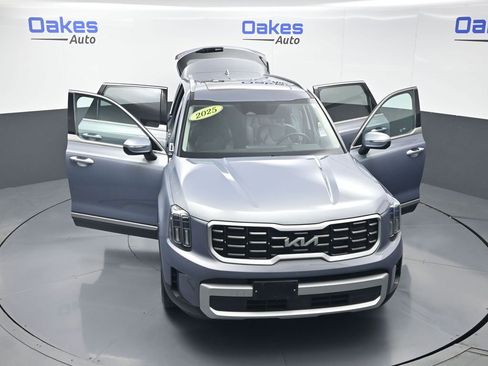 Used 2025 Kia Telluride S AWD/4WD image 61