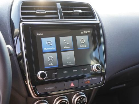 Used 2024 Mitsubishi Outlander Sport ES AWD/4WD image 22