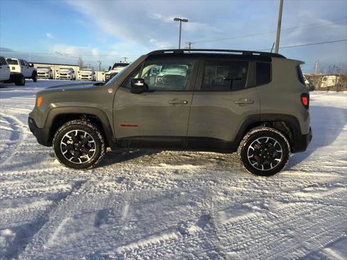 Certified 2023 Jeep Renegade Trailhawk image 1