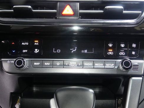 Used 2024 Kia Seltos S AWD/4WD image 38