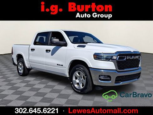 Used 2025 RAM 1500 Big Horn AWD/4WD image 1