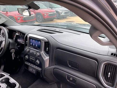 Used 2020 Chevrolet Silverado 1500 LT image 17