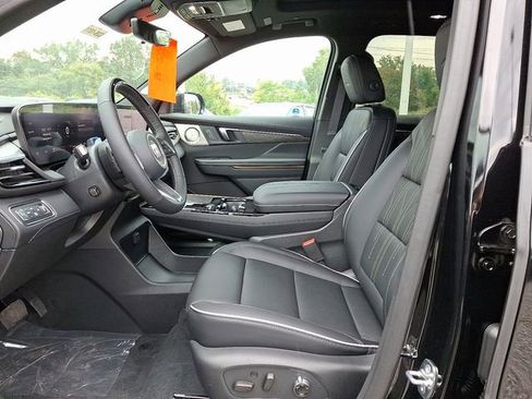 New 2026 Buick Enclave Avenir w/ Super Cruise Package image 9