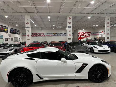 Used 2016 Chevrolet Corvette Z06 w/ Battery Protection Package RWD image 25