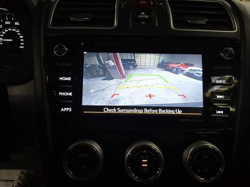 Used 2017 Subaru Forester 2.5i Premium AWD/4WD image 17