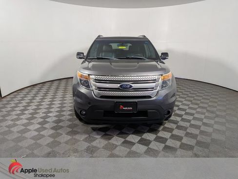 Used 2013 Ford Explorer XLT AWD/4WD image 2