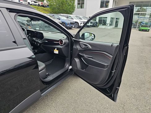 New 2026 Chevrolet Trax RS w/ Driver Confidence Package image 26