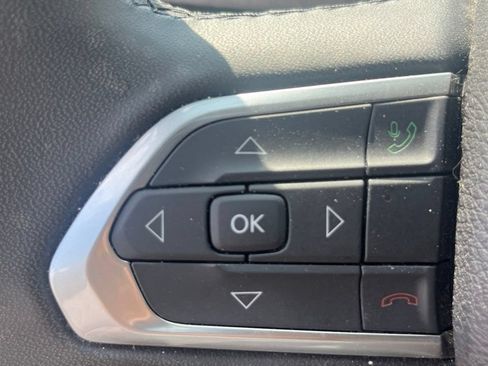 Used 2024 Jeep Compass Latitude AWD/4WD image 20