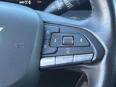 Used 2024 Cadillac XT4 Premium Luxury AWD/4WD image 9