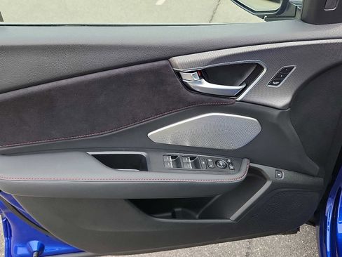 Used 2025 Acura RDX A-Spec image 12