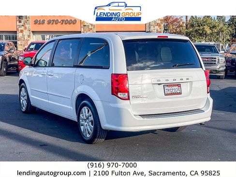 Used 2017 Dodge Grand Caravan SE w/ Power Window Group image 2