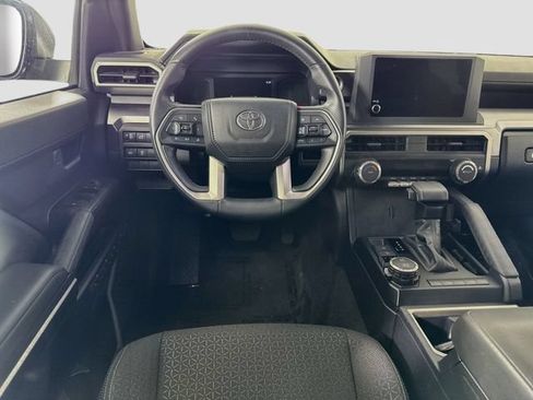 Certified 2026 Toyota 4Runner SR5 AWD/4WD image 22