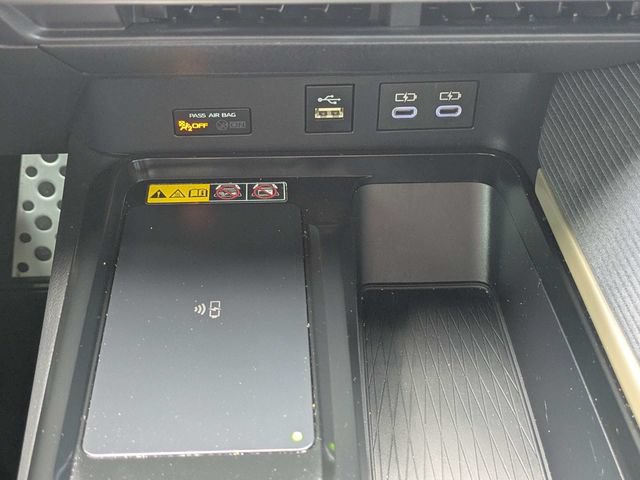 Used 2026 Toyota Camry SE w/ Multimedia Upgrade Package FWD image 21