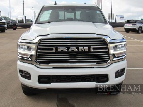 Used 2024 RAM 2500 Laramie w/ Safety Group AWD/4WD image 9
