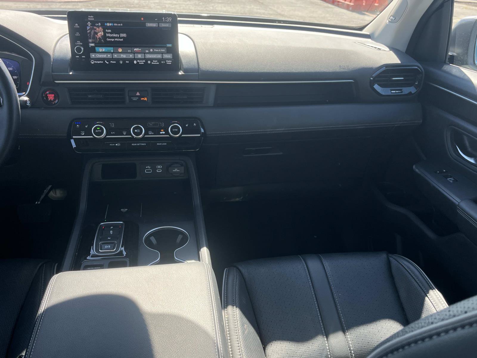Used 2023 Honda Pilot Elite image 13