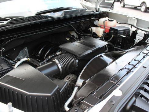 Used 2024 Chevrolet Silverado 2500 W/T w/ WT Convenience Package RWD image 24