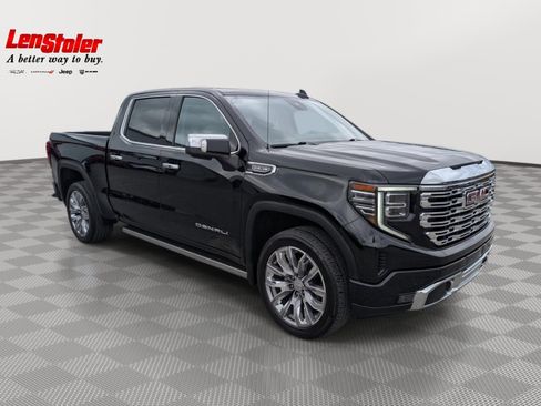 Used 2023 GMC Sierra 1500 Denali w/ Denali Reserve Package AWD/4WD image 7