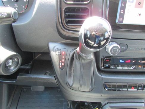 Used 2023 RAM ProMaster 2500 FWD image 23