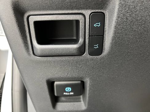 Used 2025 Ford Expedition Active RWD image 61