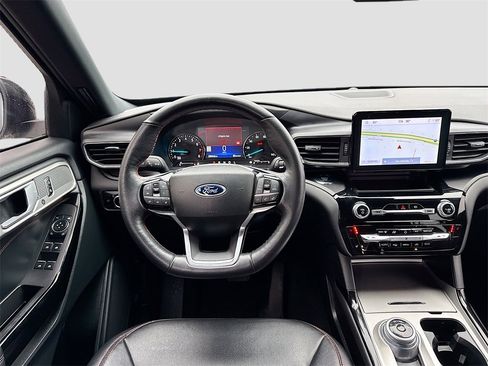 Used 2023 Ford Explorer ST-Line w/ Class IV Trailer Tow Package image 24