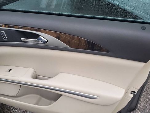 Used 2016 Lincoln MKZ Hybrid w/ Equipment Group 500A Select image 29