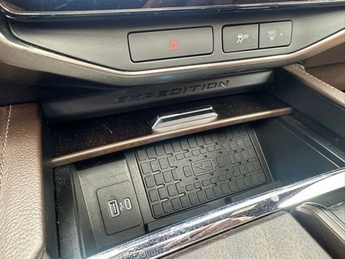 Used 2022 Ford Expedition King Ranch RWD image 24