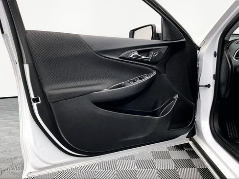 Used 2025 Chevrolet Malibu LT image 23