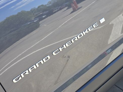 New 2026 Jeep Grand Cherokee Limited AWD/4WD image 8