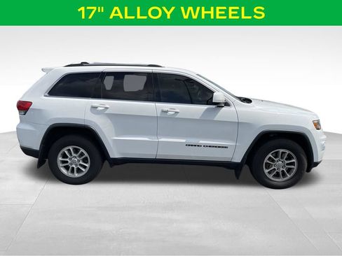 Used 2018 Jeep Grand Cherokee Laredo AWD/4WD image 6
