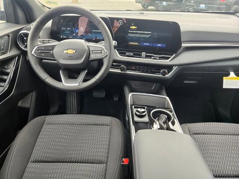 New 2026 Chevrolet Equinox LT image 14