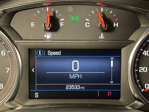 Used 2023 GMC Acadia SLE w/ Driver Convenience Package image 18