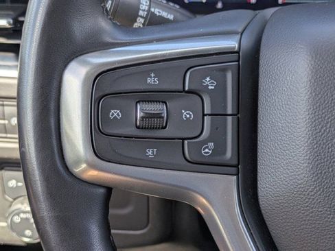 Used 2023 Chevrolet Suburban Premier AWD/4WD image 23