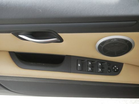 Used 2009 BMW M3 Convertible image 19