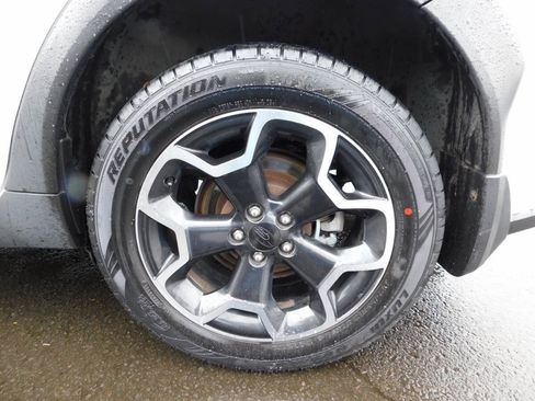 Used 2013 Subaru Crosstrek 2.0i Limited w/ Popular Pkg 2 AWD/4WD image 24