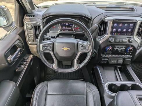 Used 2020 Chevrolet Silverado 1500 LTZ w/ LTZ Premium Package AWD/4WD image 17